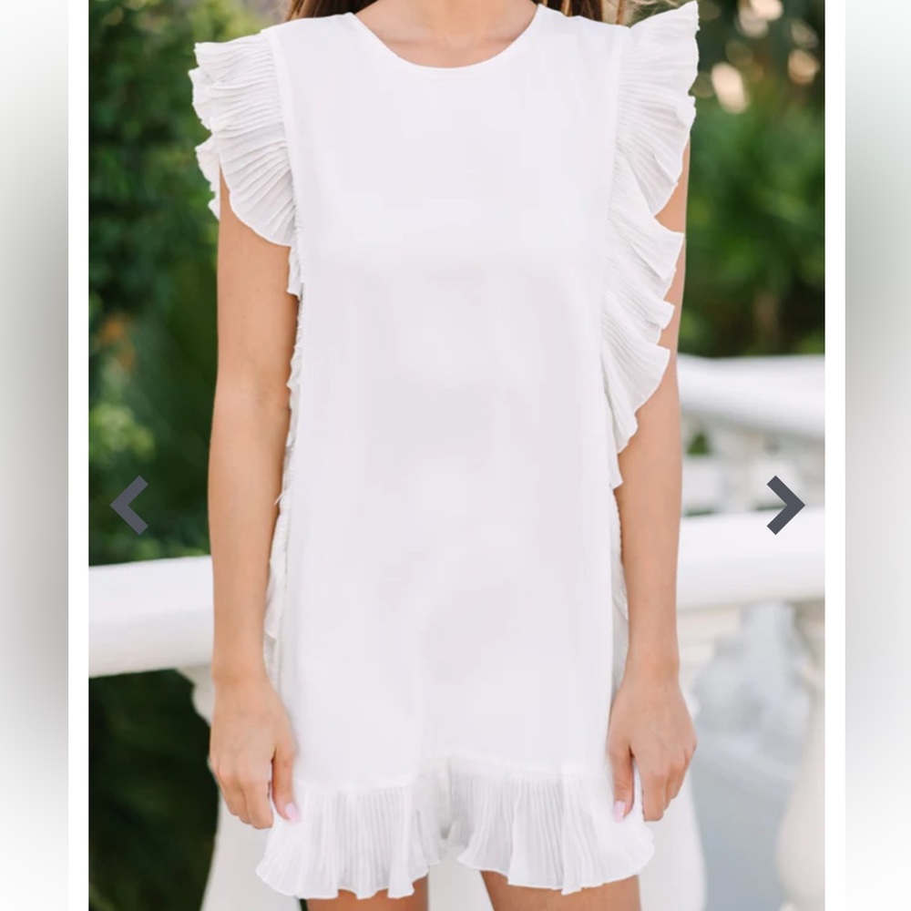 Shop the mint dress.